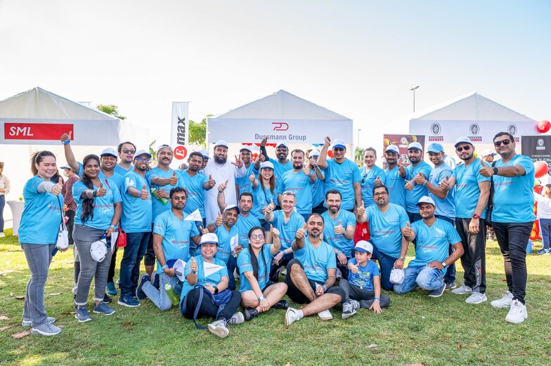 Team photo with employees of the Dussmann Group at the Beat Diabetes Run in Dubai